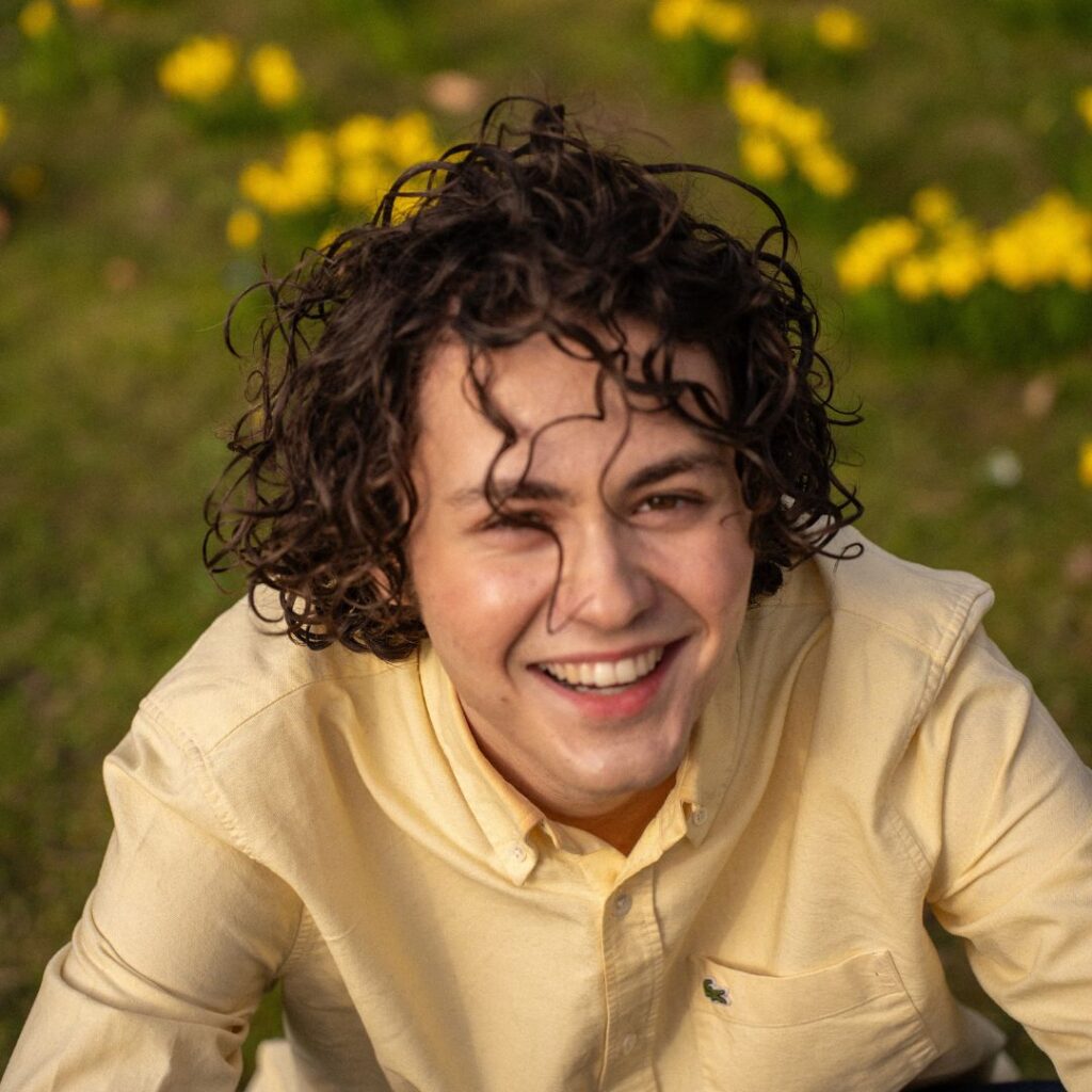 Gianni-Matheja_SchwarzeneggerAWS